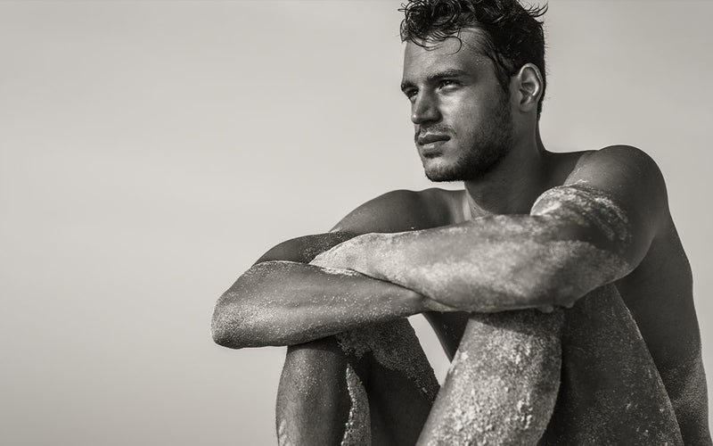 Zo bescherm jij je haar tegen de zon, zee en chloor! 10 essentiële tips voor deze zomer